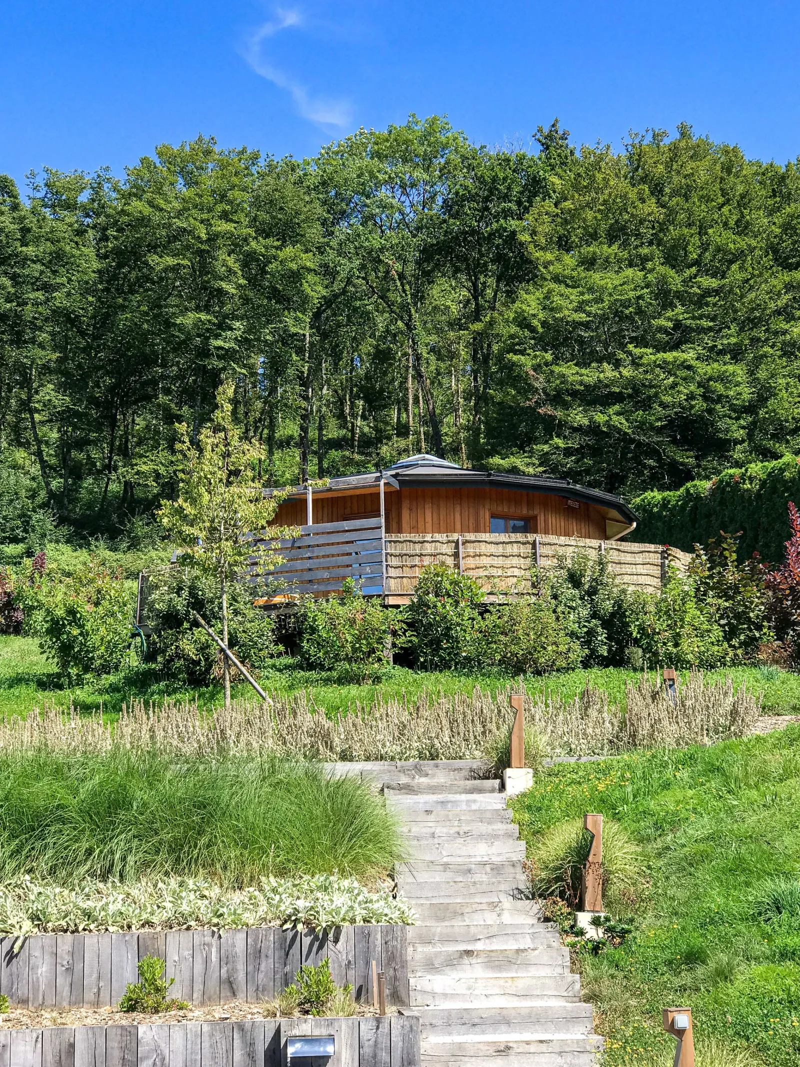 Cabane Mélèze, cabane sur pilotis à Rothonay