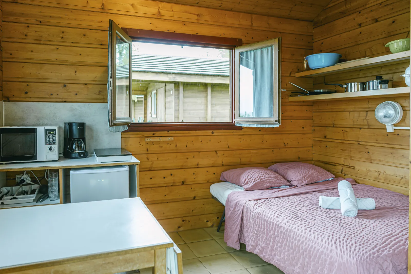 Cabane Milan à Neuvéglise-sur-Truyère, photo 3