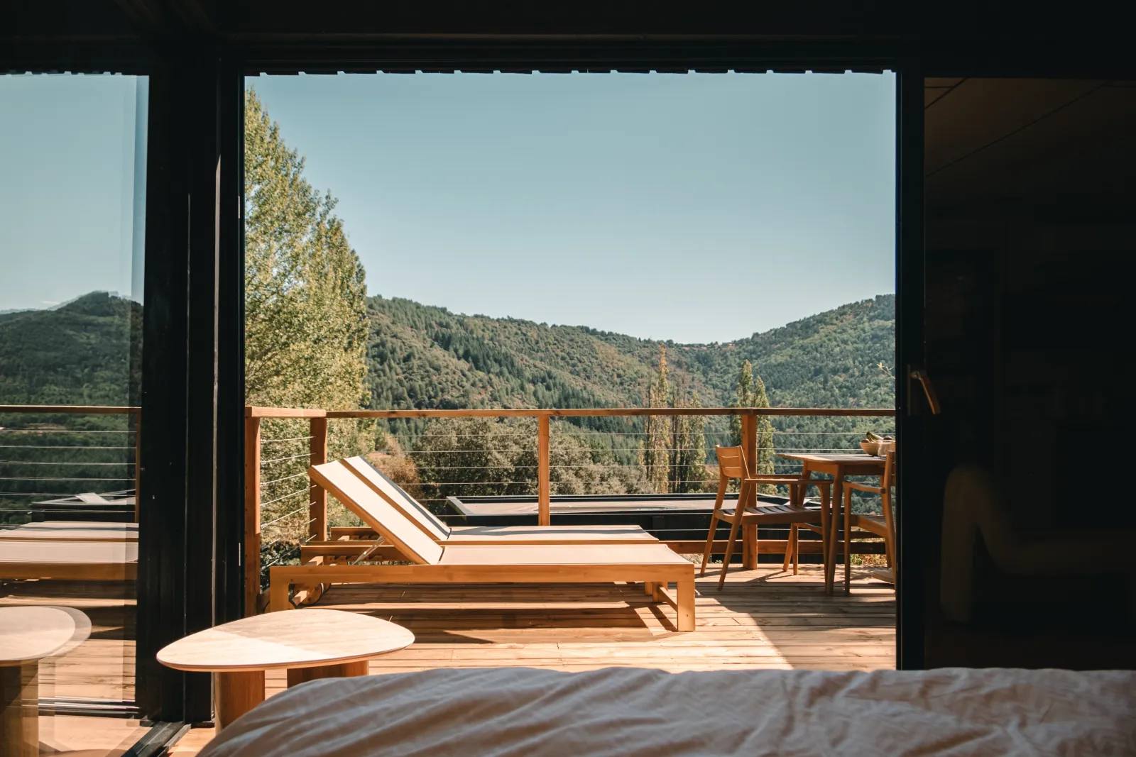 Mira Lodge Silva, cabane sur pilotis à Saint-André-de-Lancize