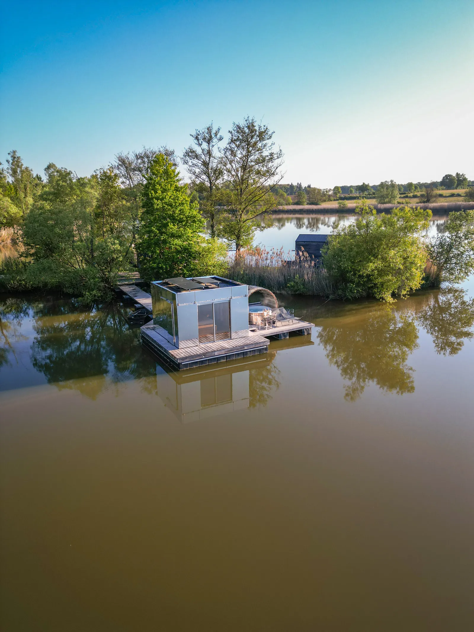 Cabane Miroir à Bâgé-Dommartin, photo 2