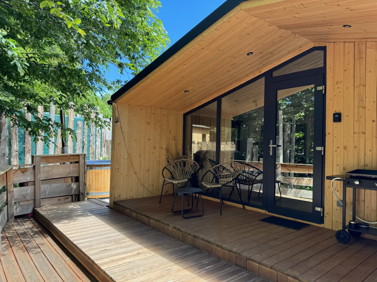 Cabane Pégase, cabane au sol à Orbey