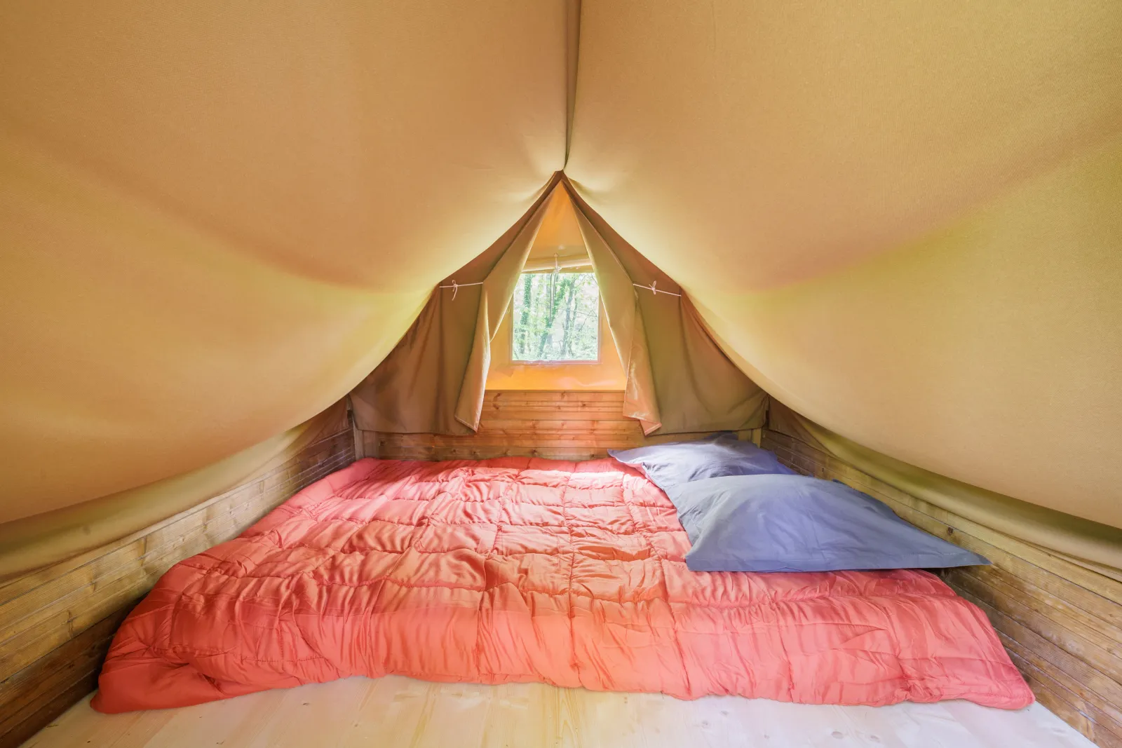 Cabane Perchée de La Clairière à Lamothe-Fénelon, photo 3
