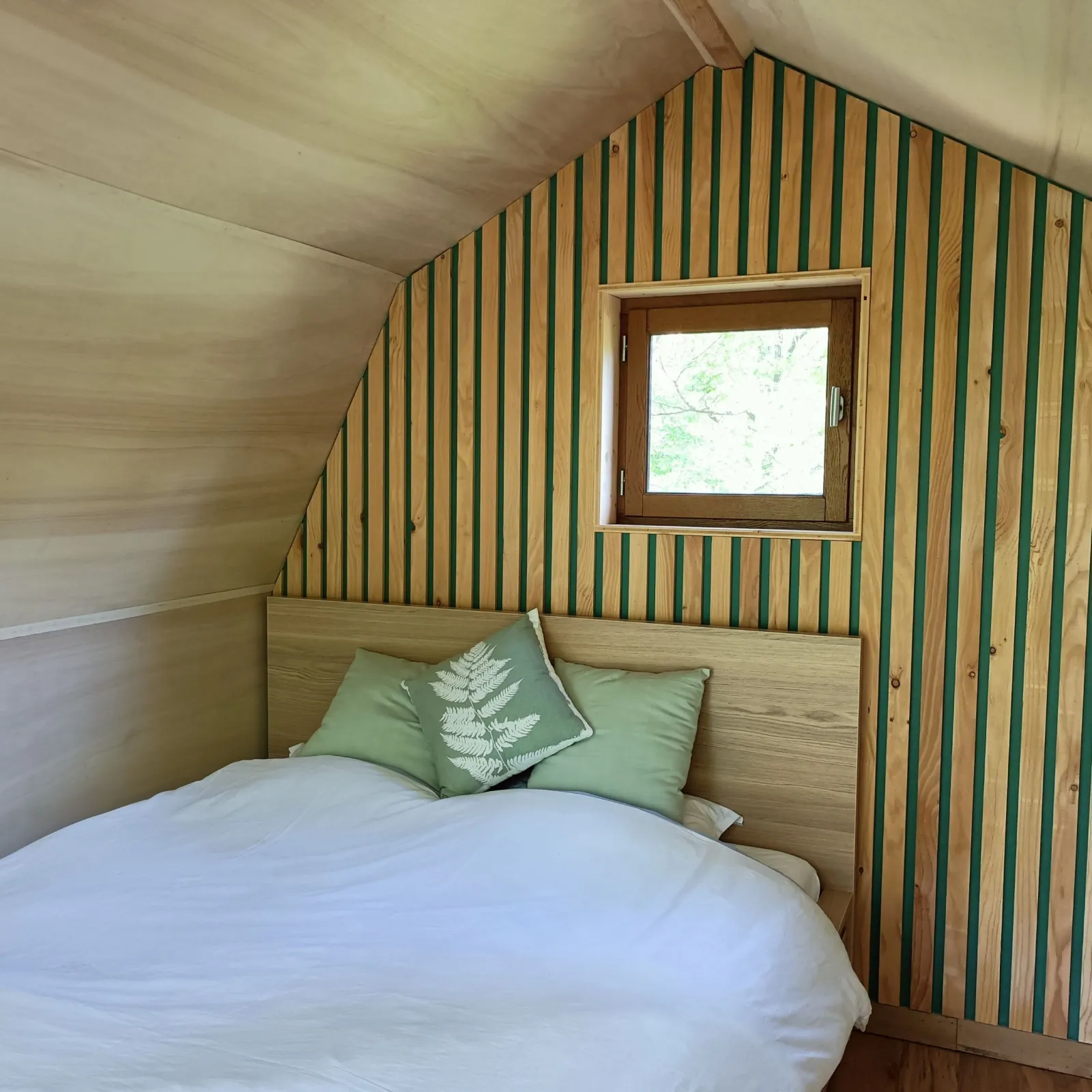 Cabane perchée du château à Gizeux, photo 4