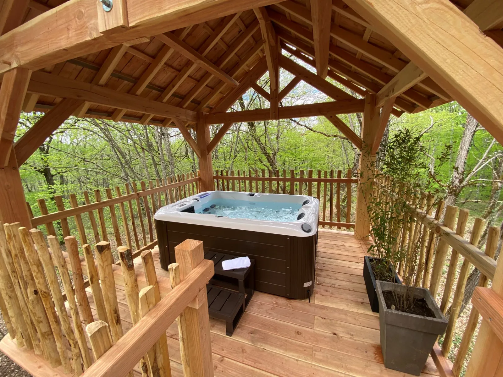 Cabane Perchée Spa Victor à Monsac, photo 2