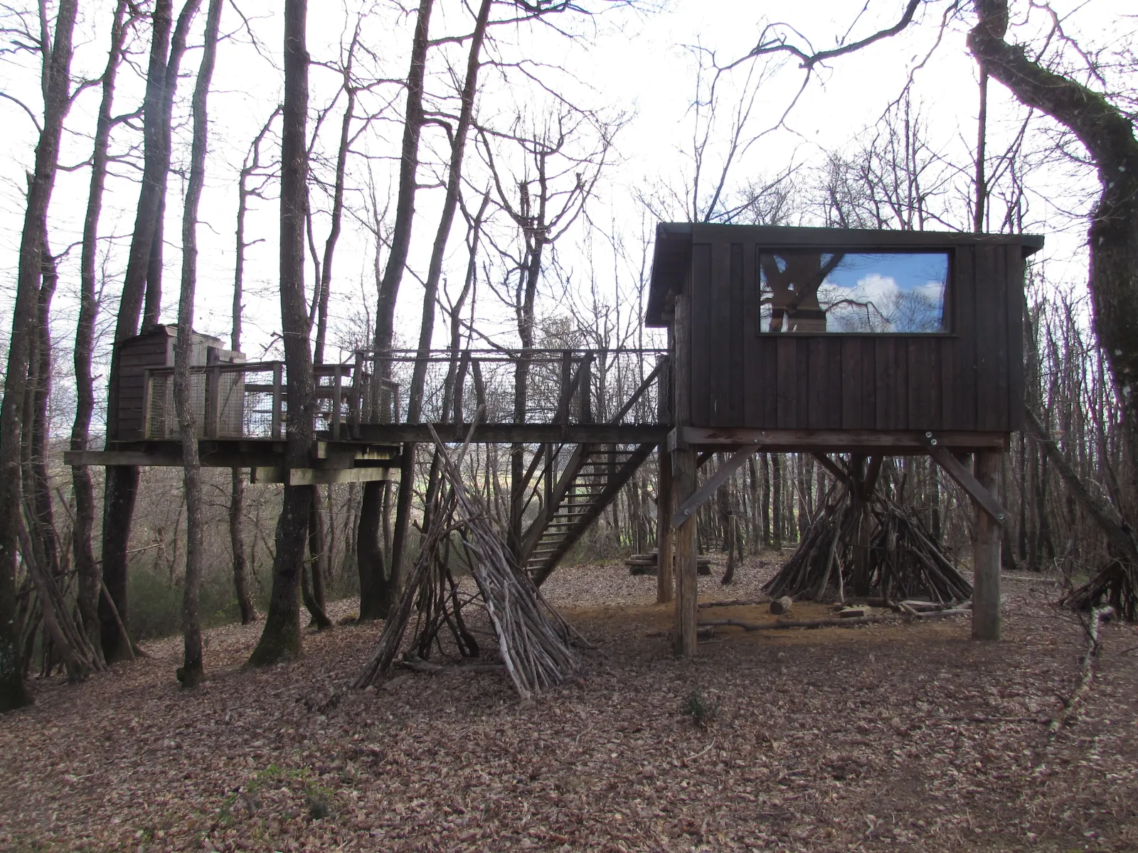 Cabane Piste aux Étoiles à Saint-Donat-sur-l'Herbasse, photo 2