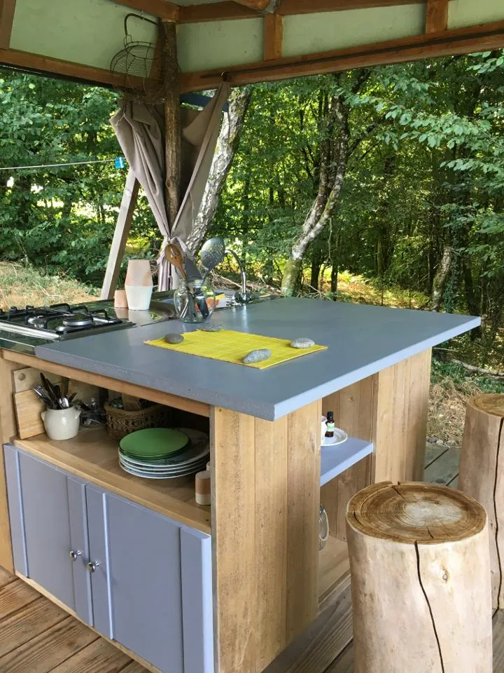 Cabane Poussière d'étoile à Argentat-sur-Dordogne, photo 4