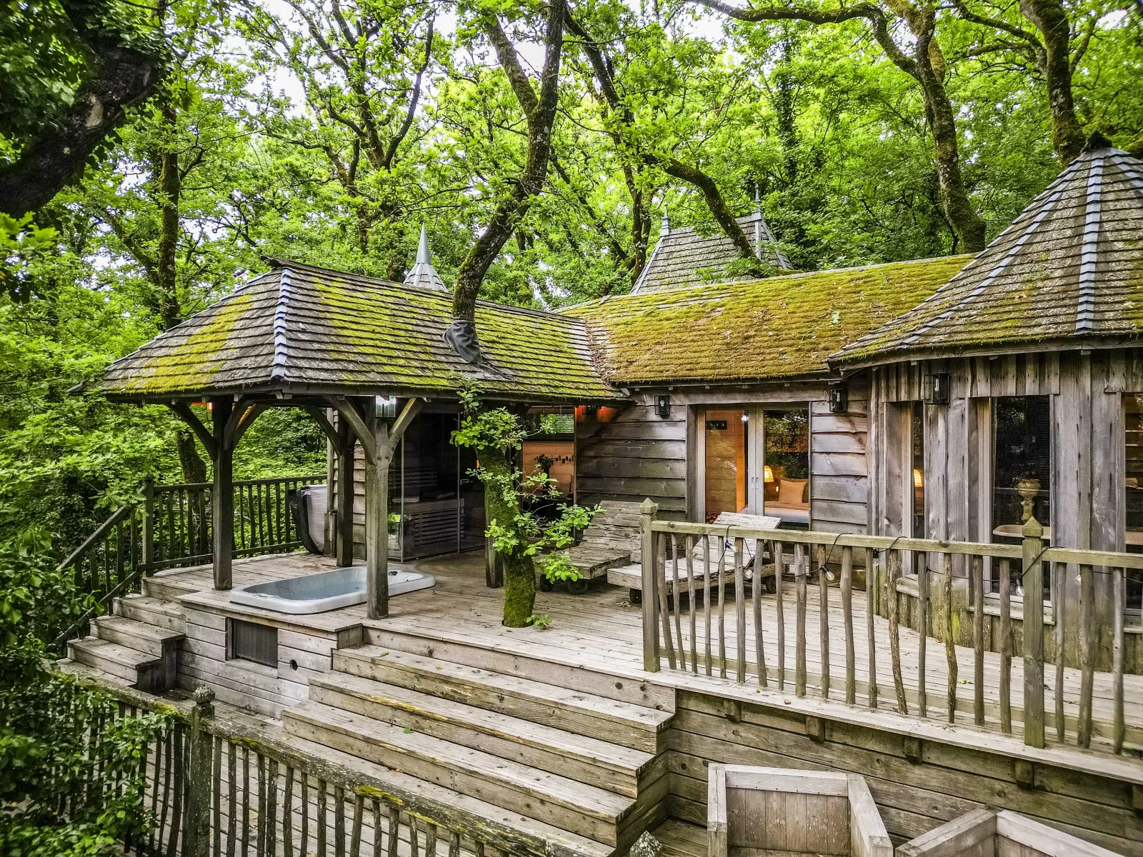Cabane Puybeton, cabane dans les arbres à Beaumontois-en-Périgord