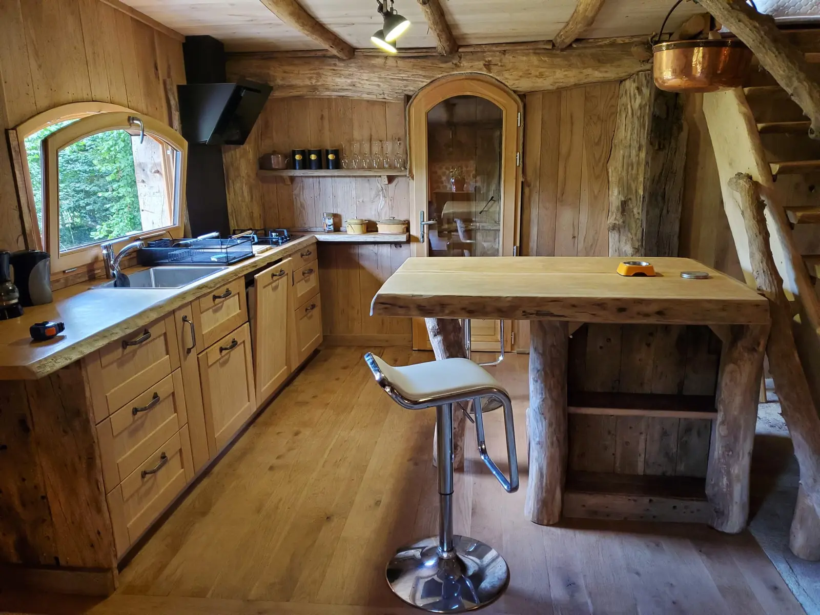 Cabane semi-enterrée à Argentat-sur-Dordogne, photo 5