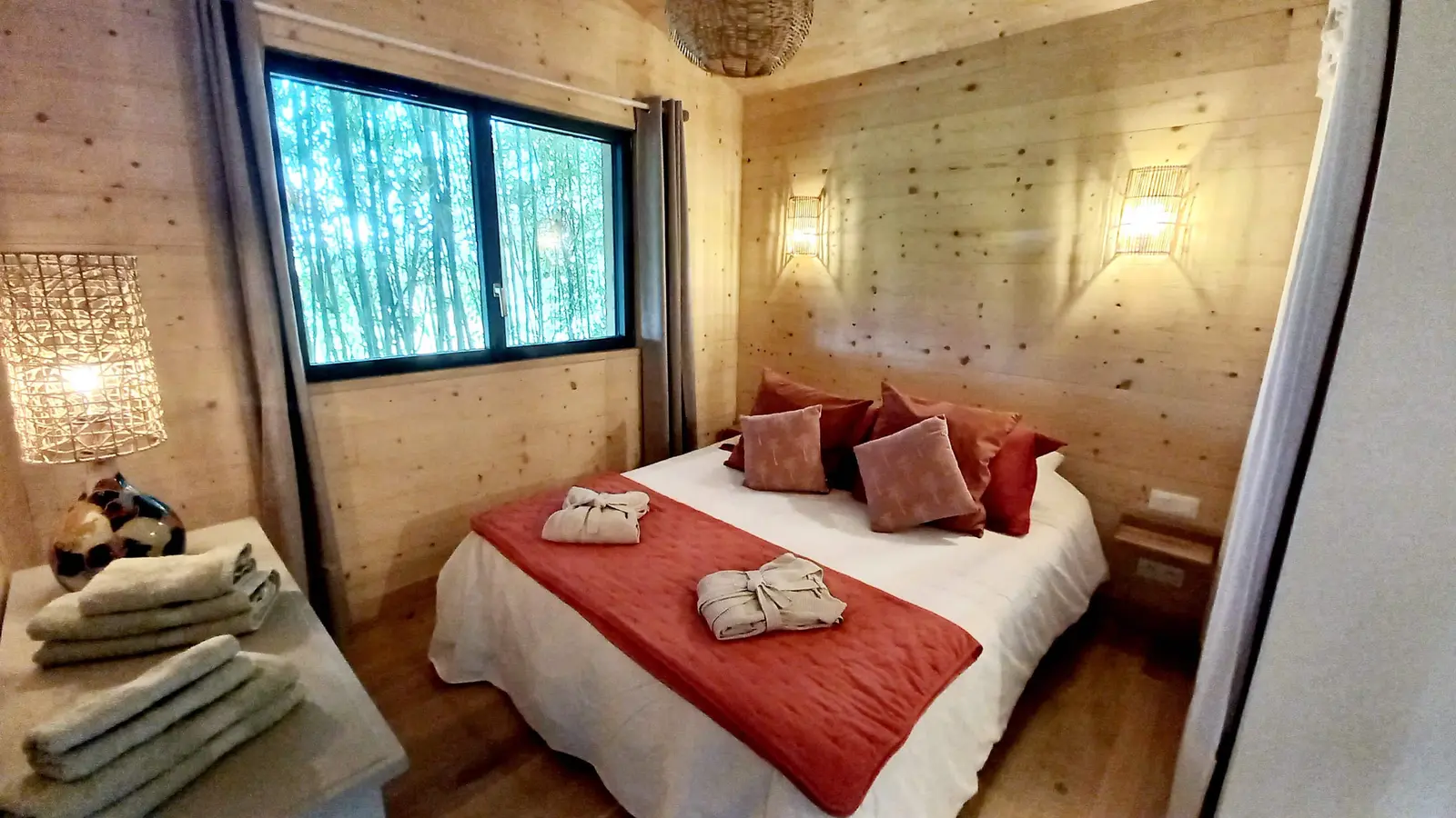 Cabane Spa Bambou à La Bégude-de-Mazenc, photo 5