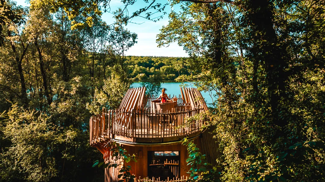 Cabane Spa Brume à Chassey-lès-Montbozon, photo 2