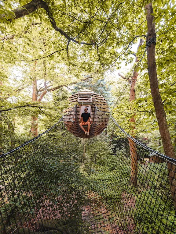 Cabane Spa Cocoon Plume, cabane dans les arbres à Rosoy-en-Multien