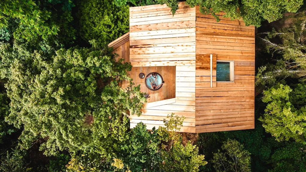 Cabane Spa Coup de Cœur, cabane dans les arbres à Rosoy-en-Multien