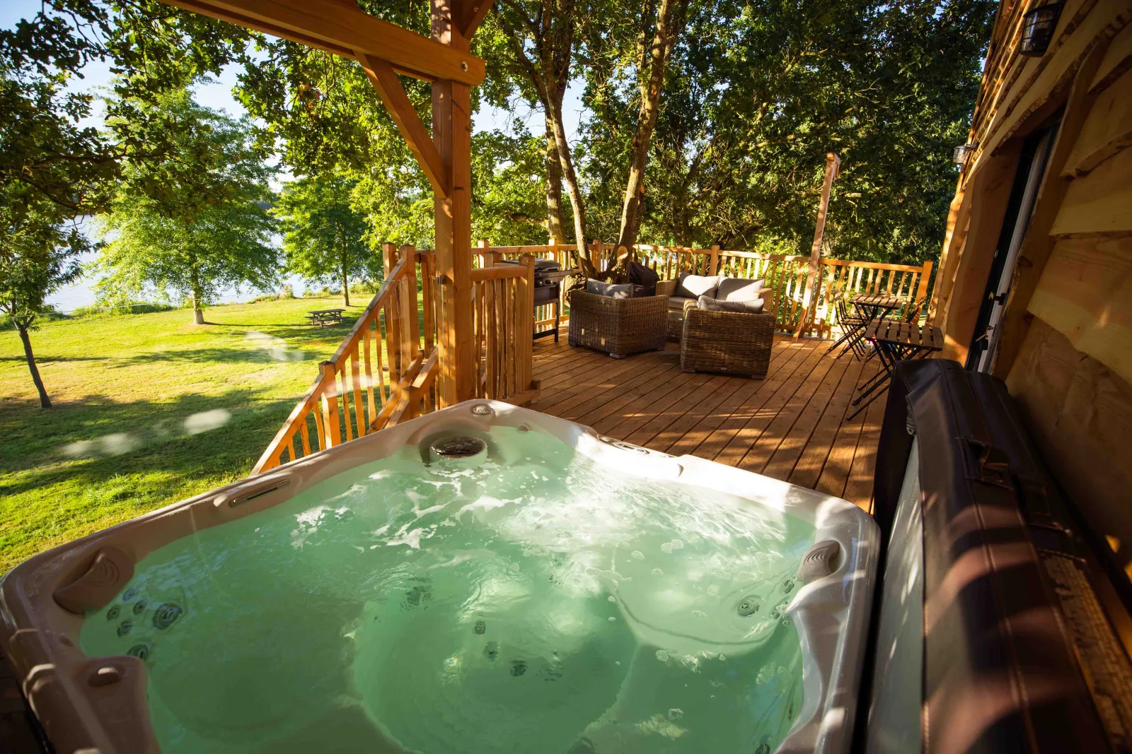 Cabane Spa dans les arbres à Montaigu-Vendée, photo 5
