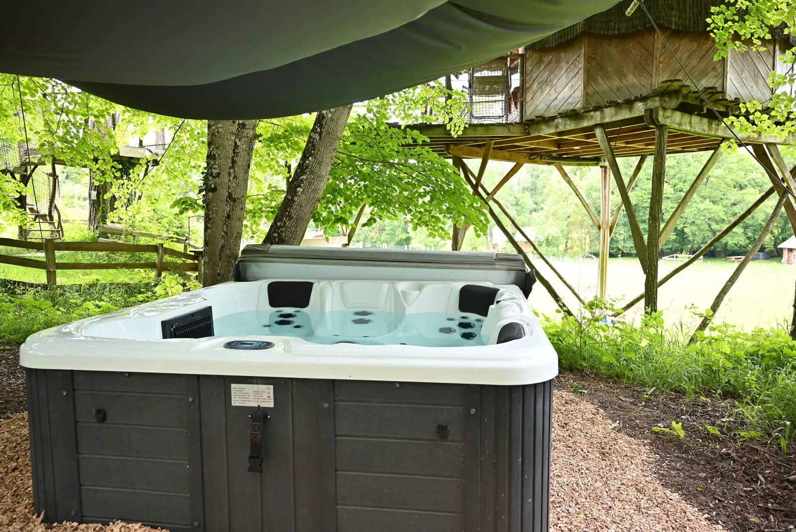 Cabane du Bout du Pré à Descartes, photo 5