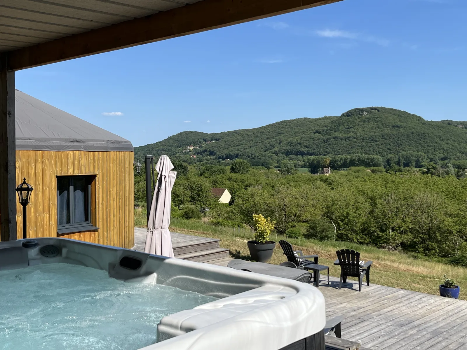 Cabane Spa et Vue Panoramique à Saint-Vincent-de-Cosse, photo 2