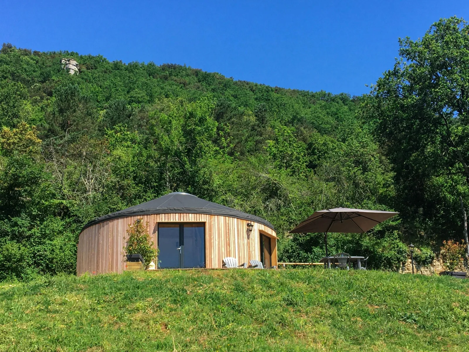 Cabane Spa et Vue Panoramique à Saint-Vincent-de-Cosse, photo 5