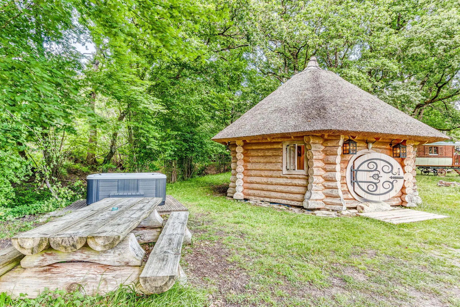 Cabane Spa Haldjas, cabane au sol à Descartes