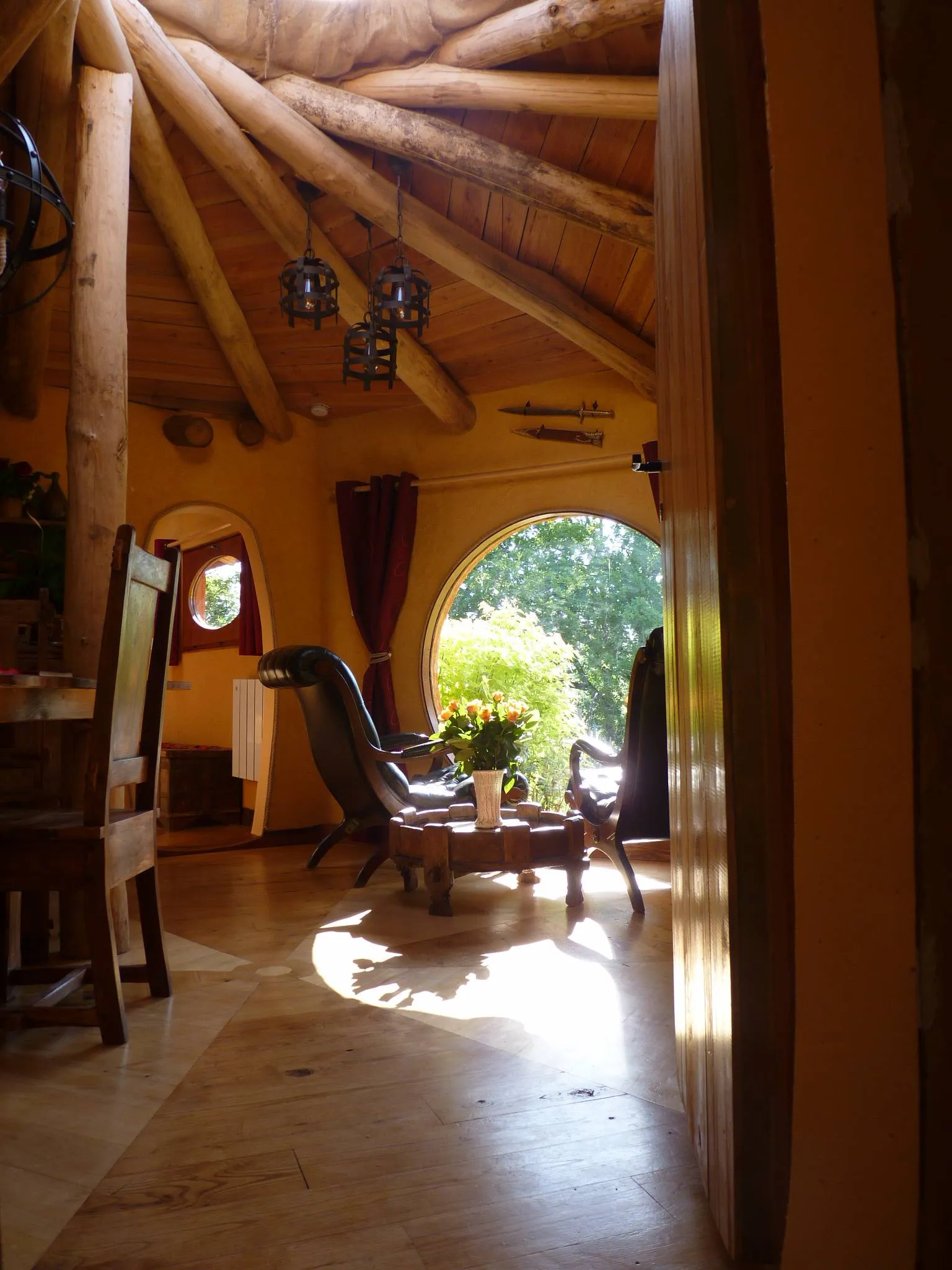 Cabane-Spa Hobbit à Salignac-Eyvigues, photo 5