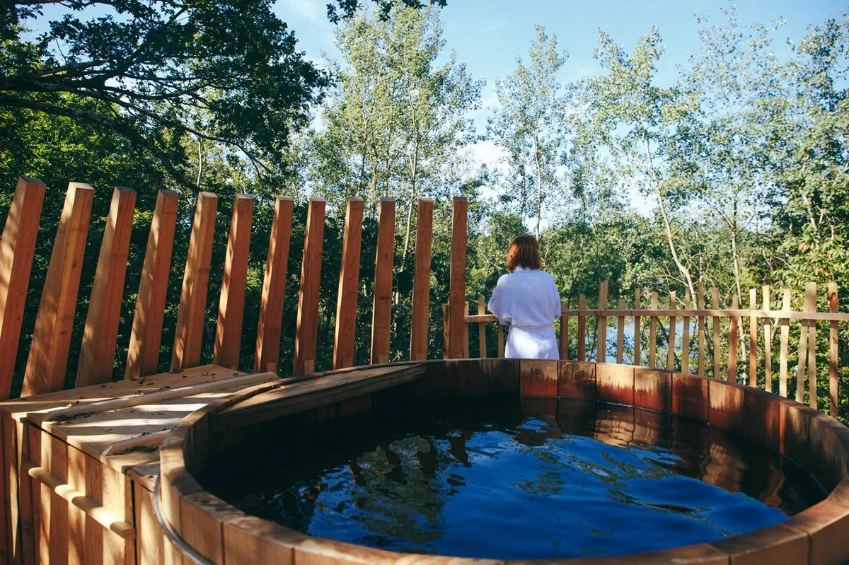 Cabane Spa Immersion à Chassey-lès-Montbozon, photo 4