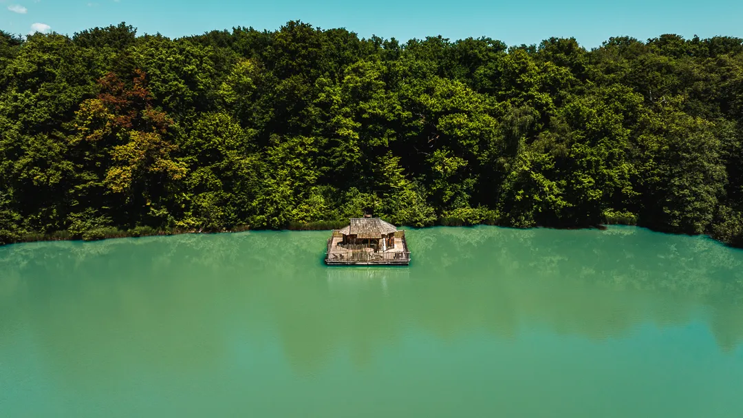 Cabane Spa Mirage, cabane sur l'eau à Joncherey
