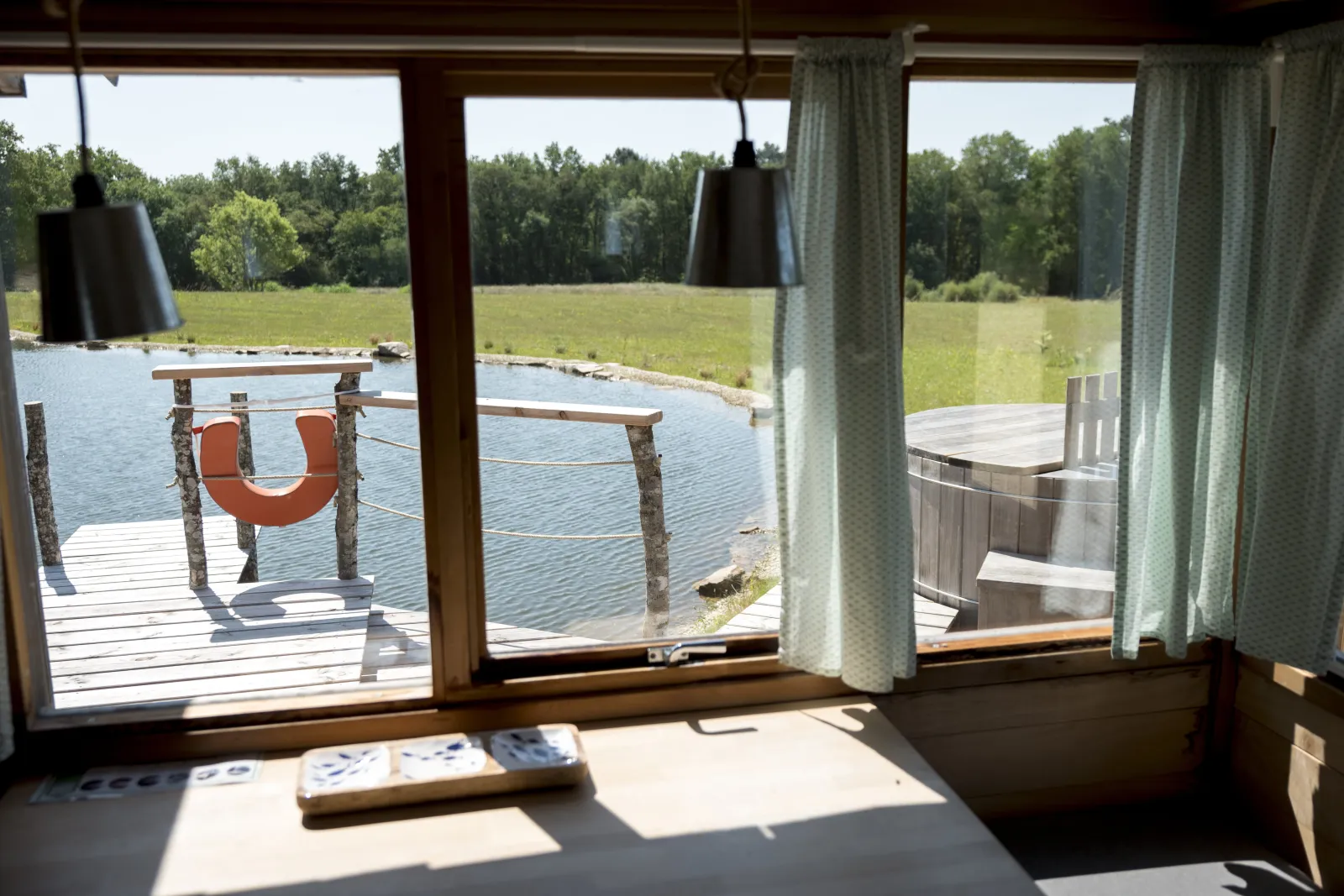 Cabane Spa sur l'eau à Ploemel, photo 4