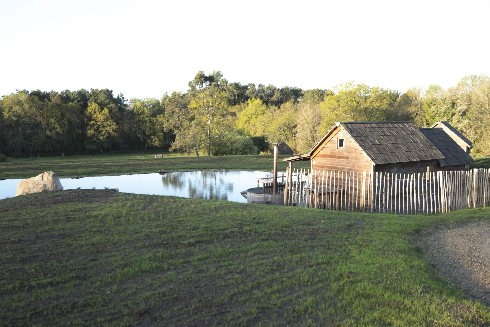 Cabane Spa sur l'eau à Ploemel, photo 5