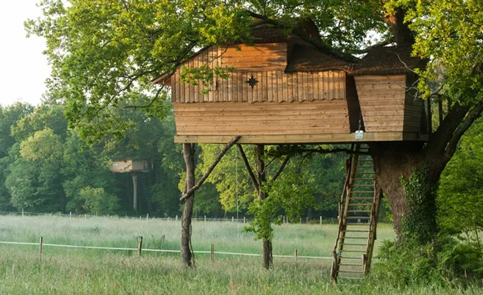 Cabane Sterenn, cabane dans les arbres à Ploemel