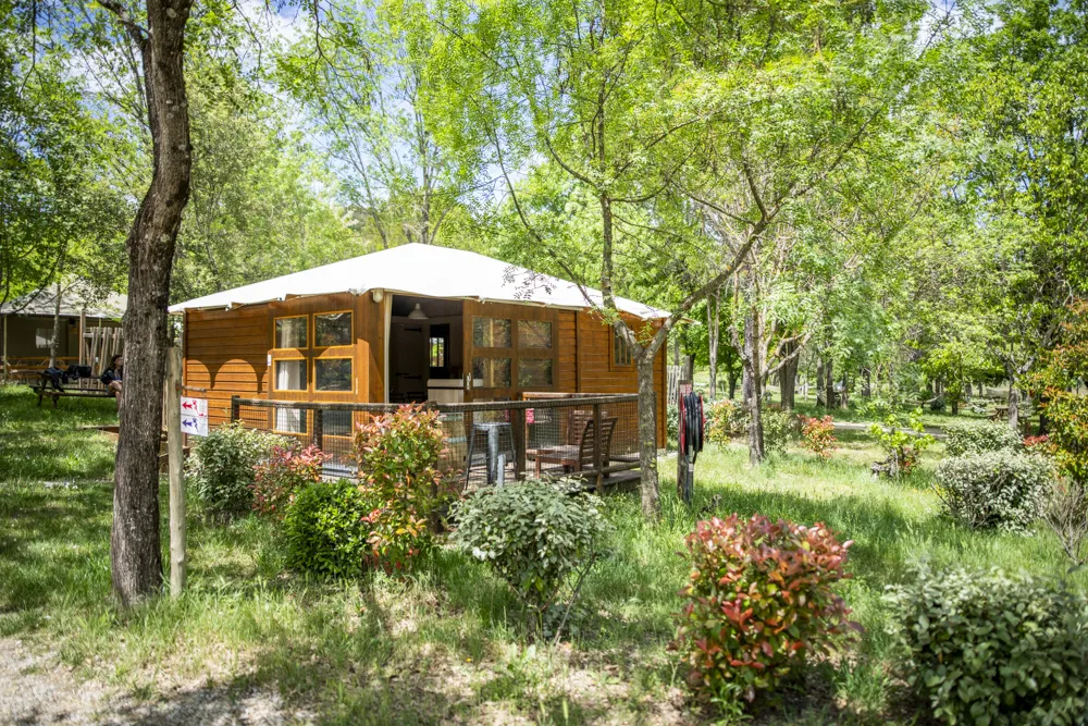 Cabane Vigneronne, cabane au sol à Brissac