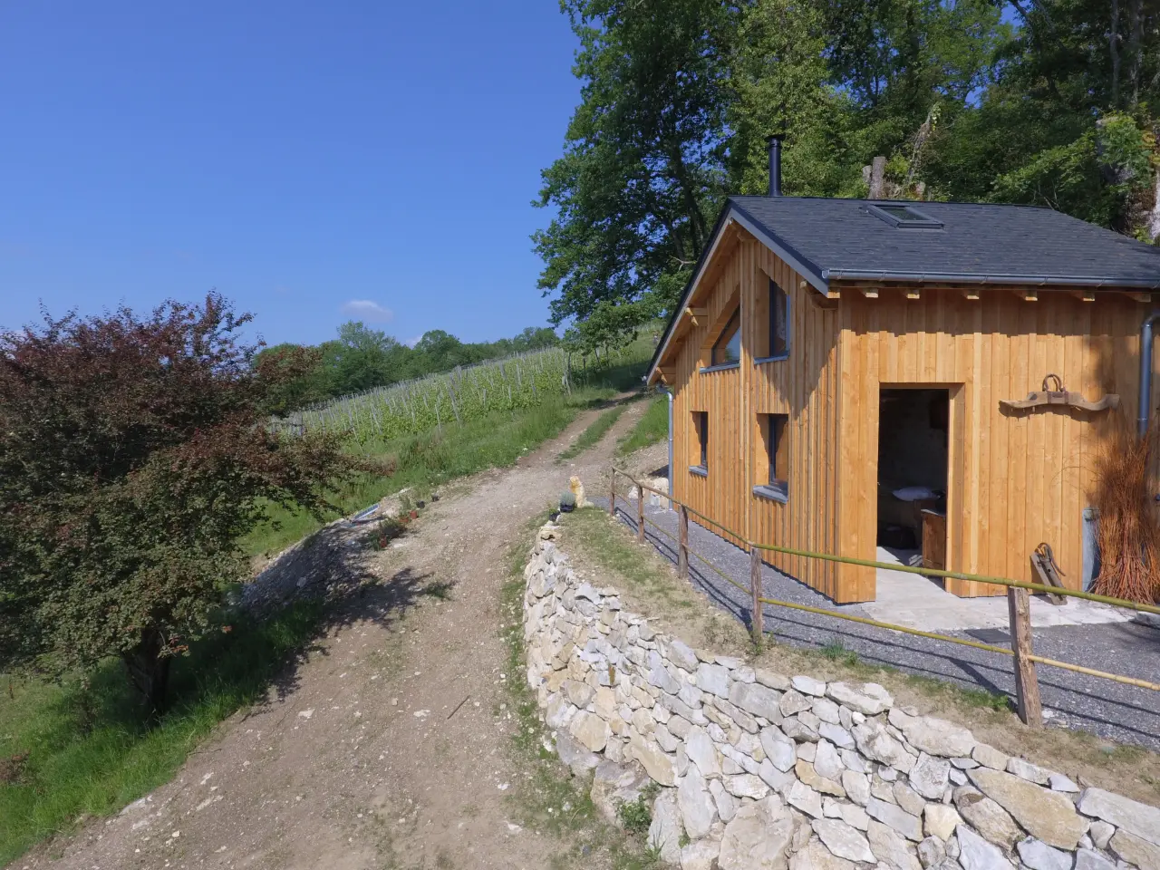 Cabane Vigneronne, cabane au sol à Gan