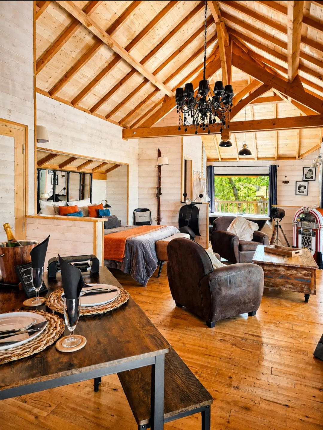 Cabane Vintage Prestige, cabane dans les arbres à Clairac
