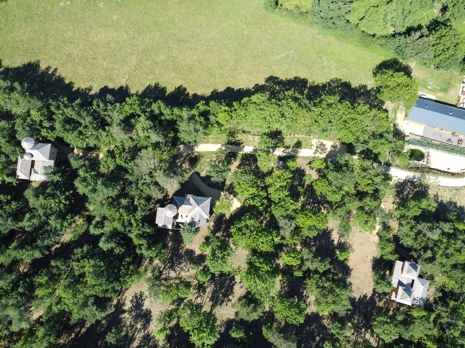 Cabanes Châteaux du Peydébé, cabane dans les arbres à Vieille-Brioude