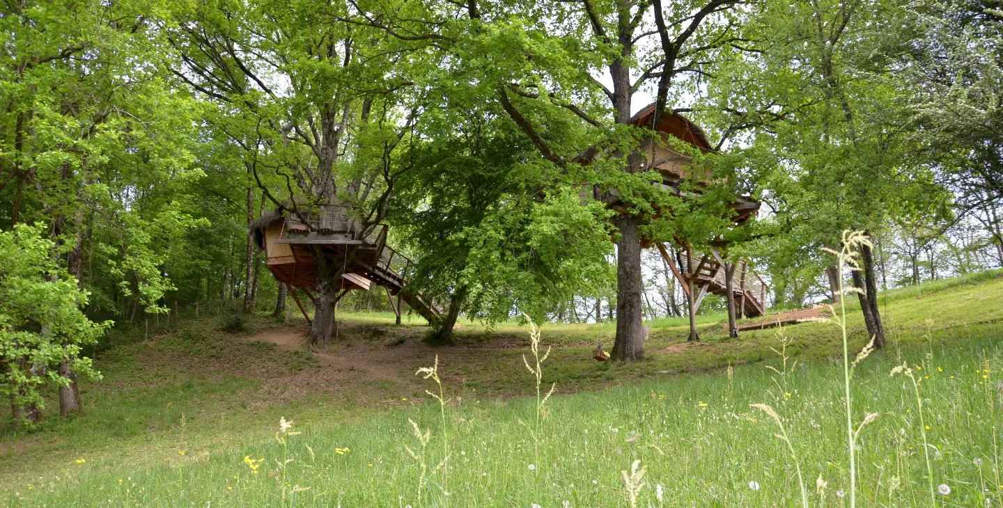 Cabanes de Carpat à Saint-Jean-en-Royans, photo 3