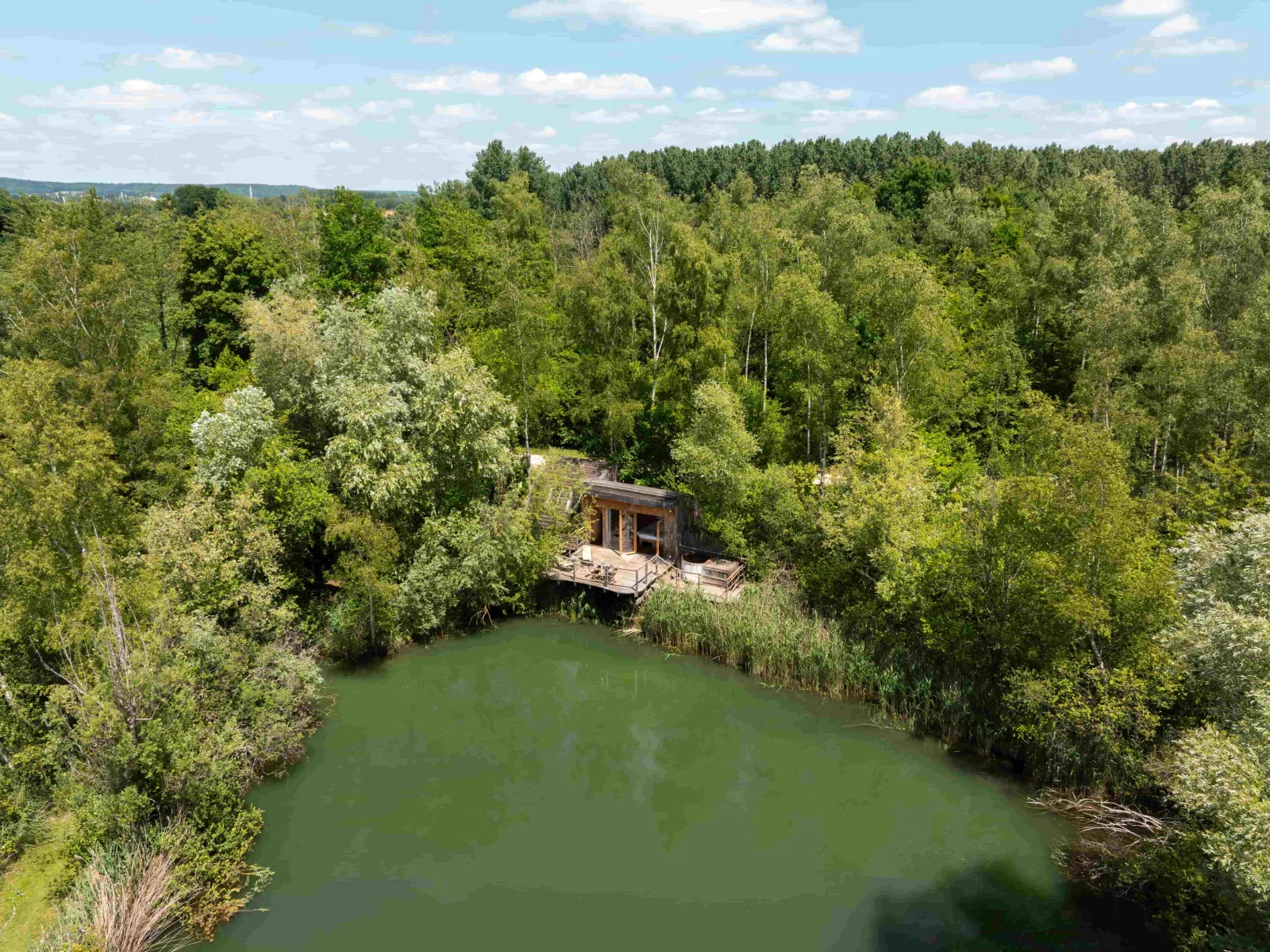 Cabanes Duo Bord de l'Eau à Saint-Léger-aux-Bois, photo 3