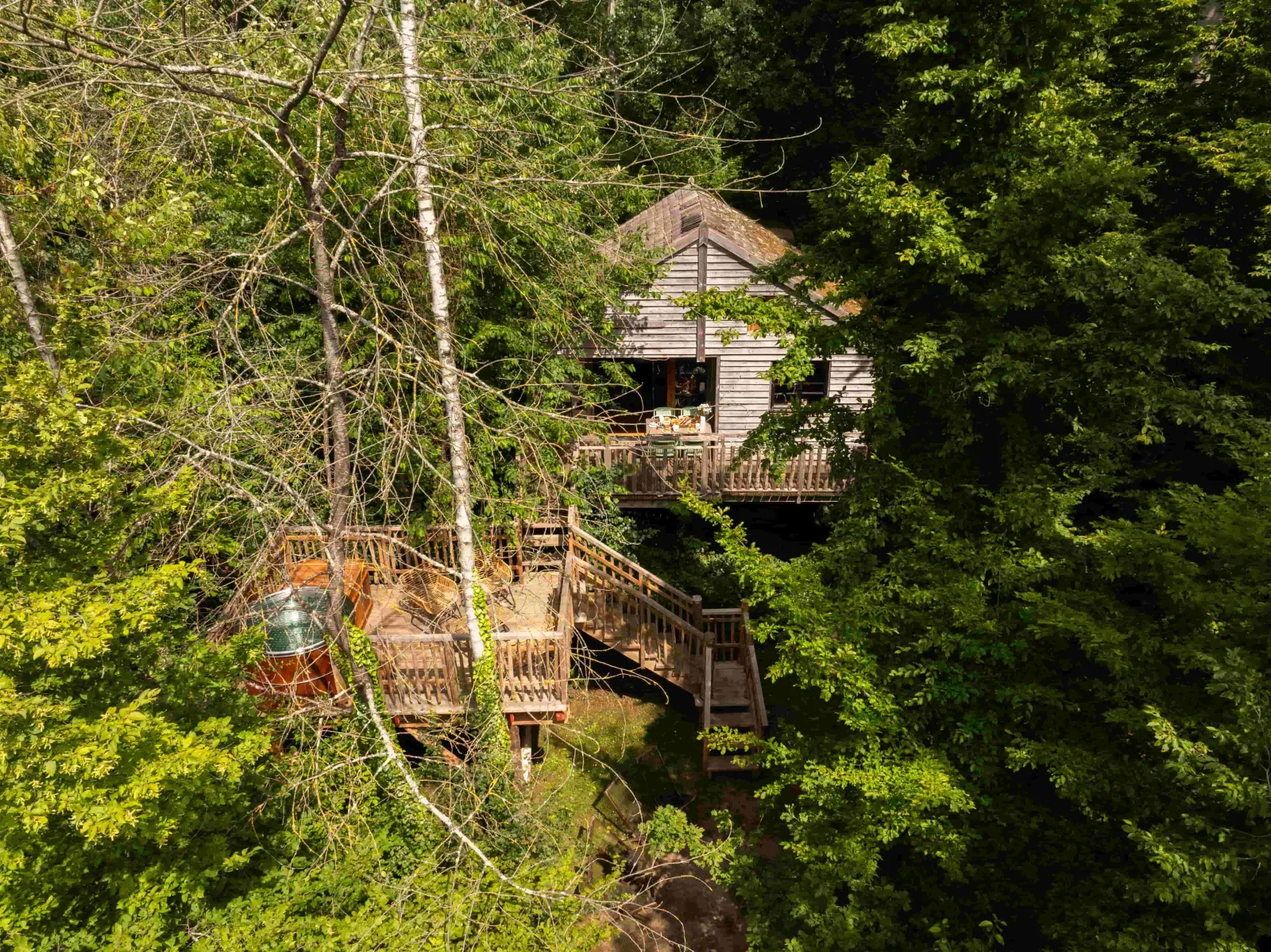 Cabanes Familles, cabane sur pilotis à Saint-Léger-aux-Bois