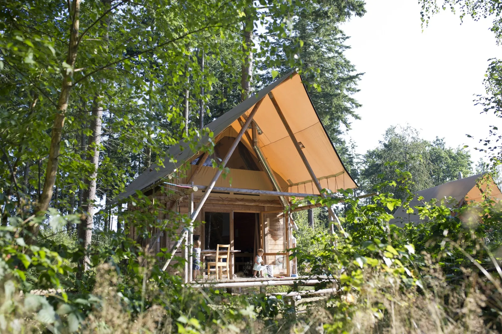 Cahutte de Senonches, cabane au sol à Senonches