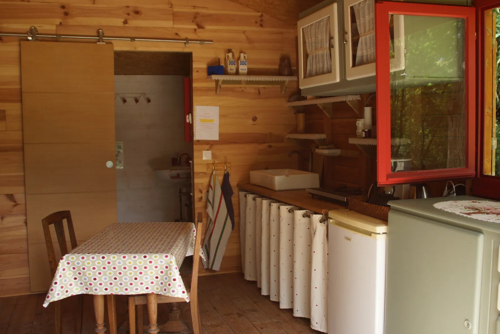 Chalet de l'étang à Saint-Lumine-de-Clisson, photo 4