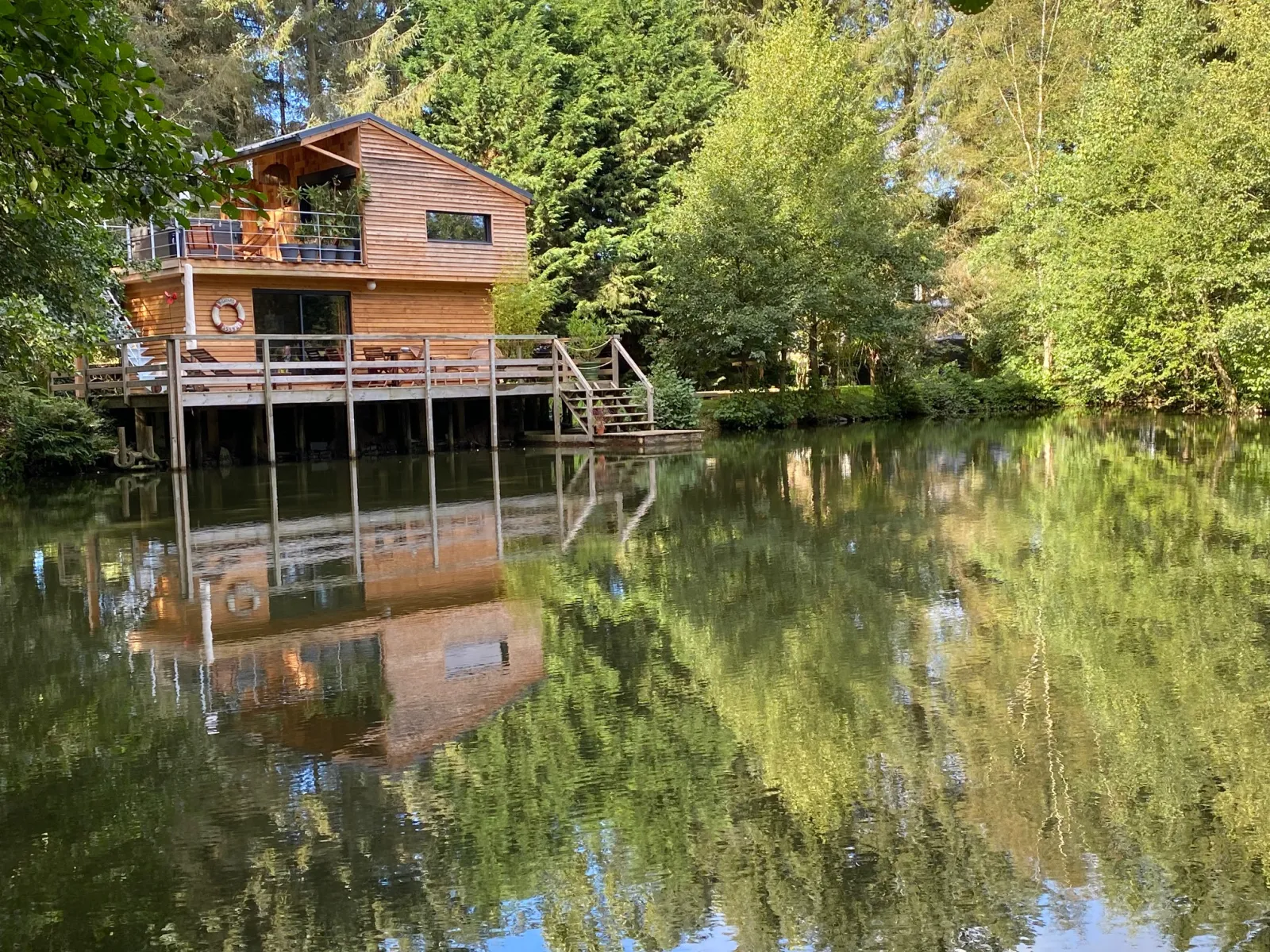 Chalet Spa de Koad'dour, cabane sur pilotis à Les Portes du Coglais