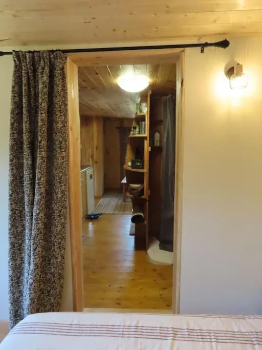 Cosy cabane à Montbrun-Bocage, photo 3