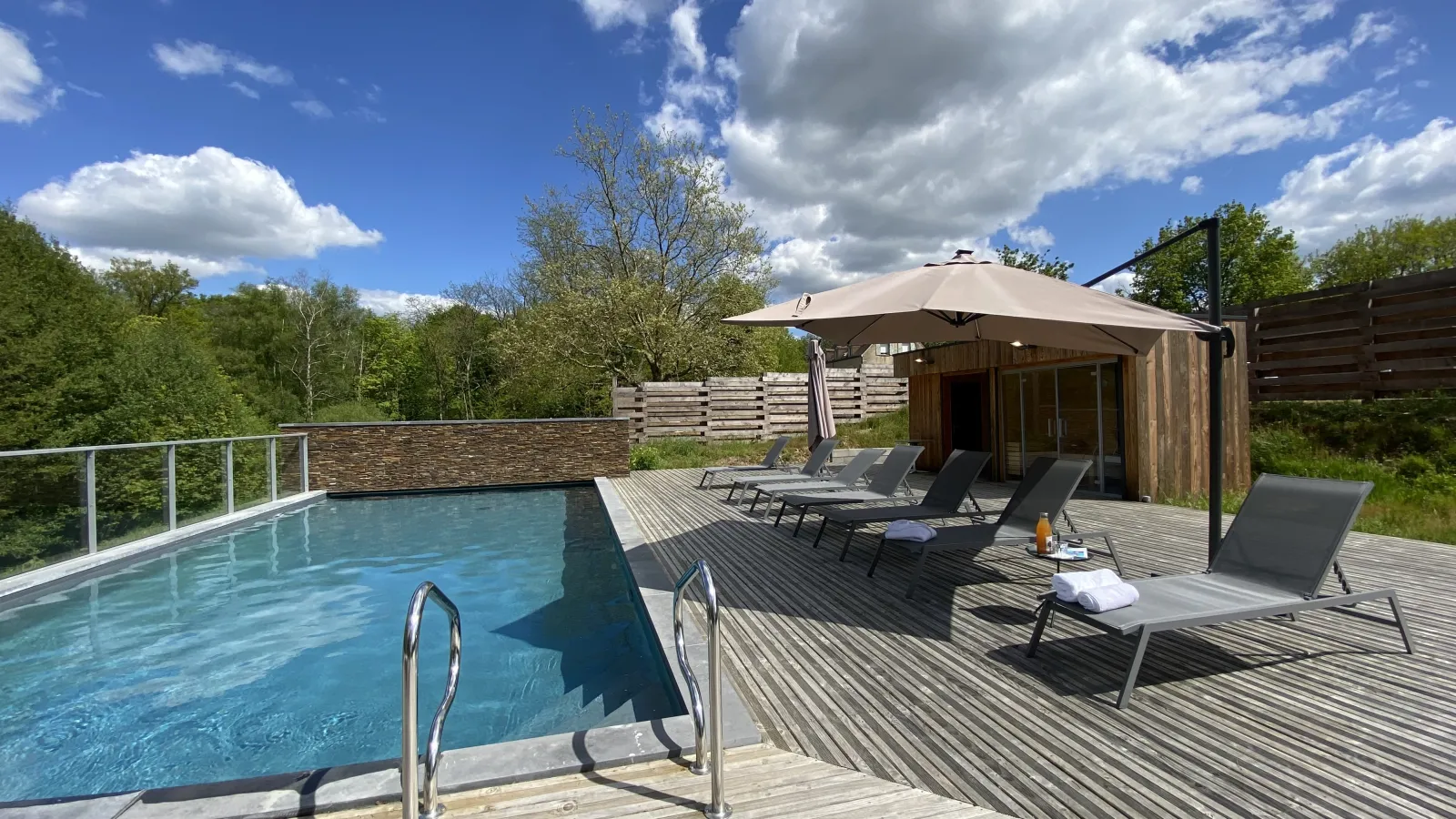 Ecolodge Supérieur à Yvré-l'Évêque, photo 4