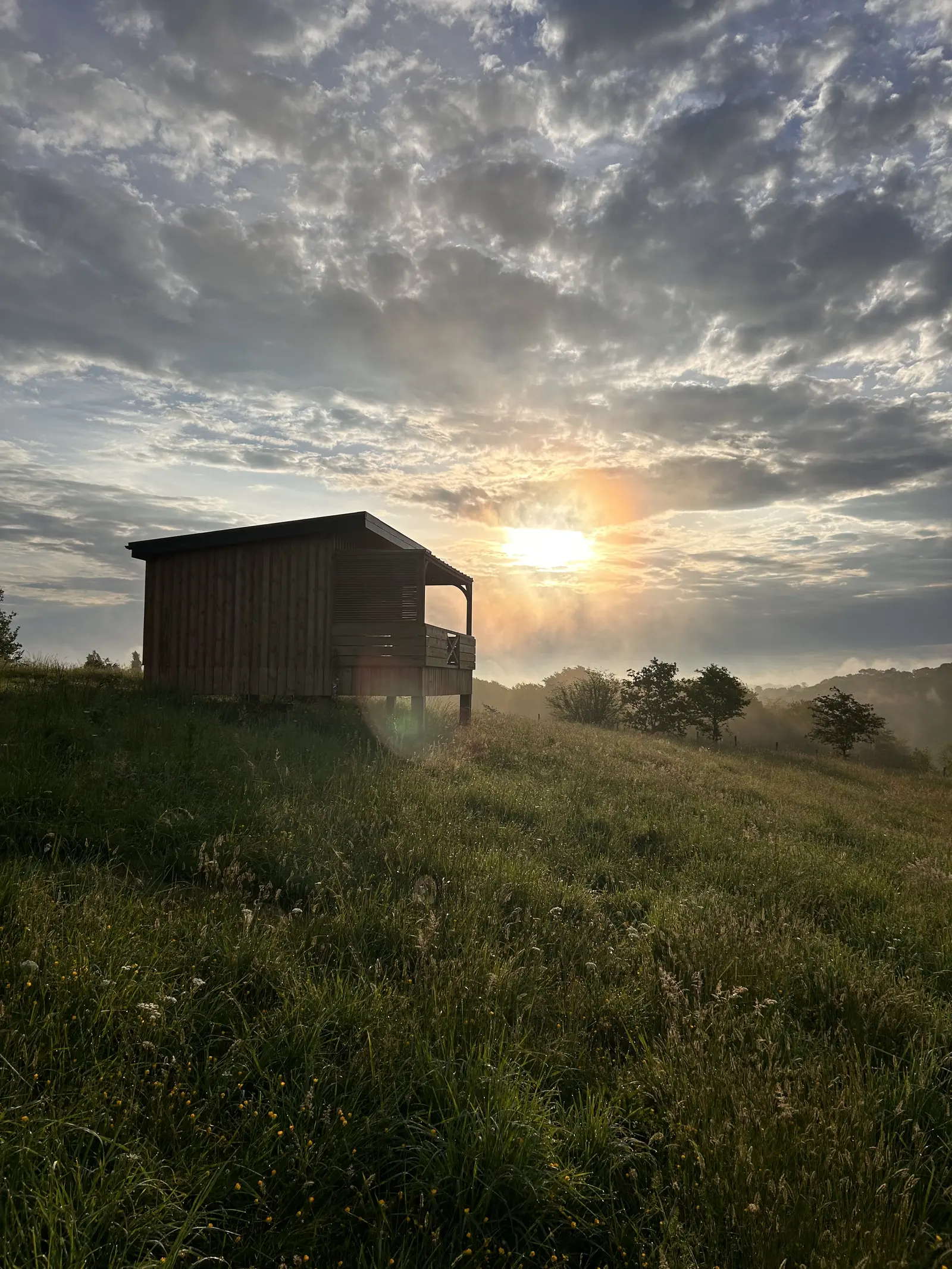 K-hute 3, cabane au sol à Castaignos-Souslens