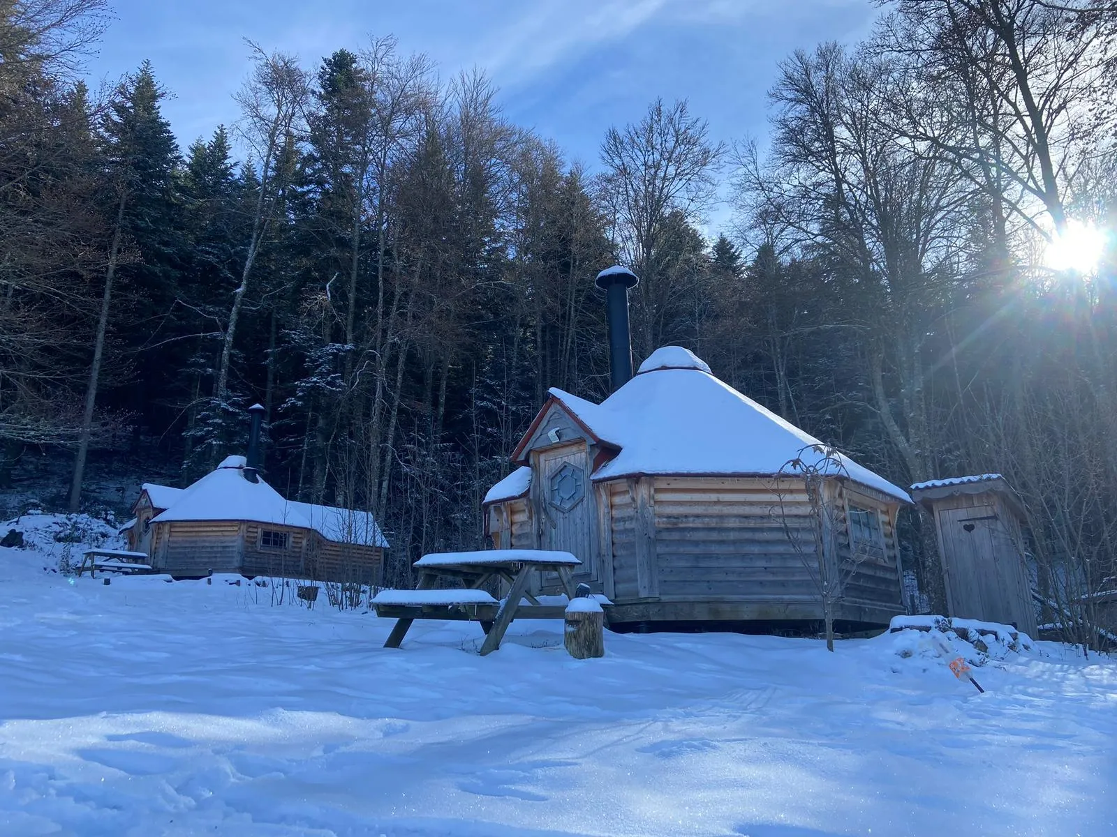 Kota Inari, cabane au sol à Vassieux-en-Vercors