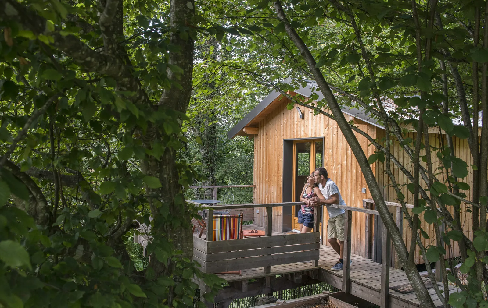 La Cabane aux Rêves, cabane sur pilotis à Sainte-Marie-d'Alvey