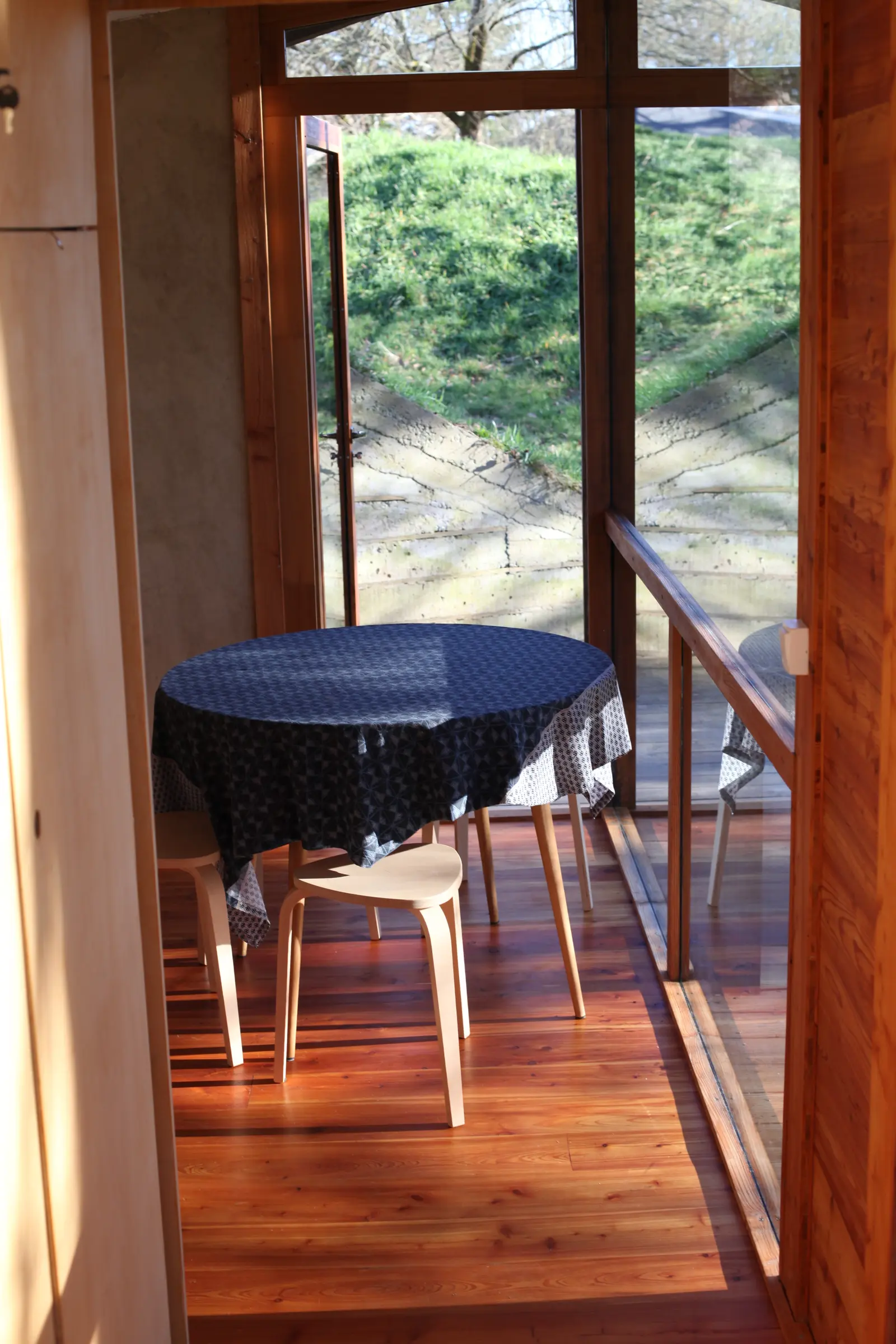 La Cabane bleue à Saint-Victurnien, photo 4