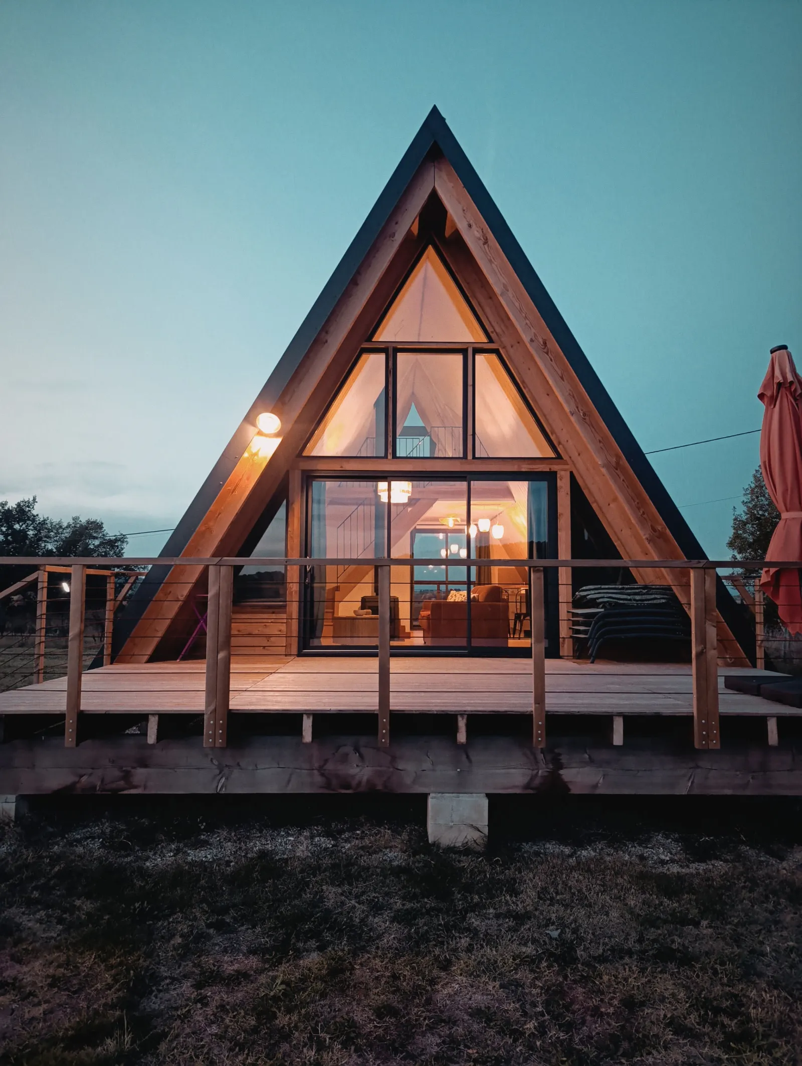 La Cabane des Biquets, cabane au sol à Mazerolles-du-Razès