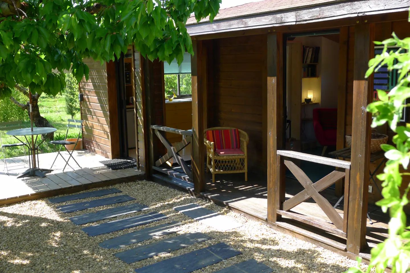 La Cabane des Piégonnaises à Piégon, photo 2