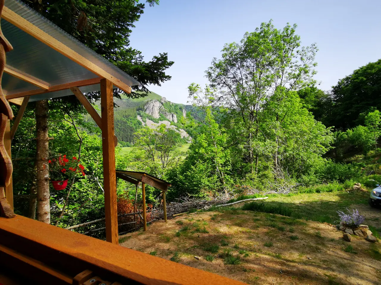 La Cabane des Roches à Rochefort-Montagne, photo 3
