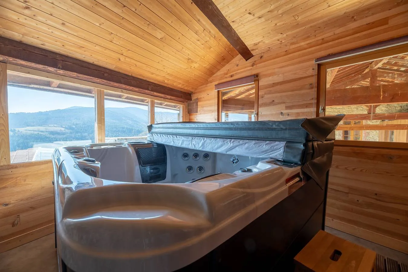 La Cabane Ecolodge à Saint-Symphorien-de-Mahun, photo 4
