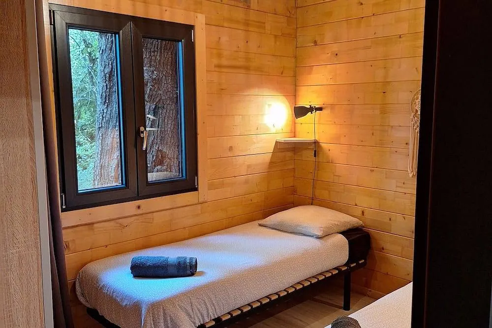 La Cabane Idyllique à Châteauneuf-sur-Isère, photo 2