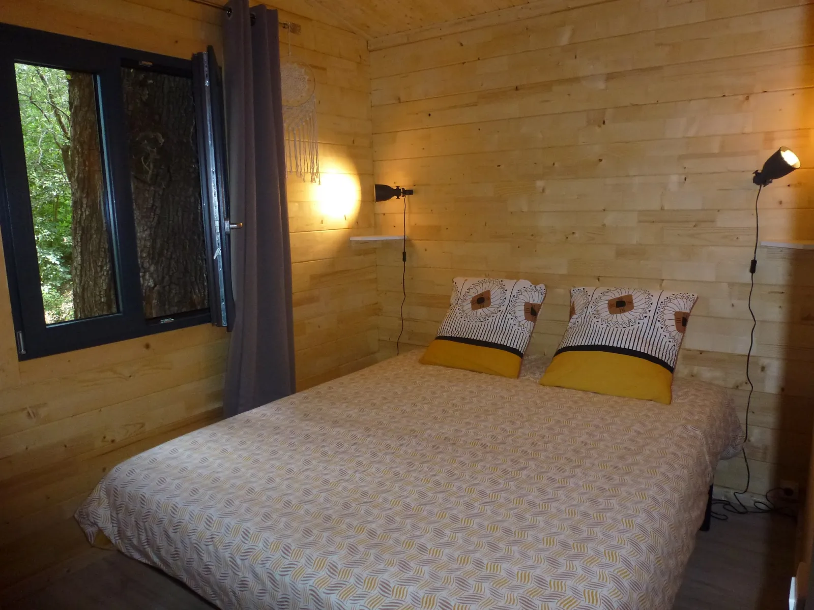 La Cabane insolite à Châteauneuf-sur-Isère, photo 2