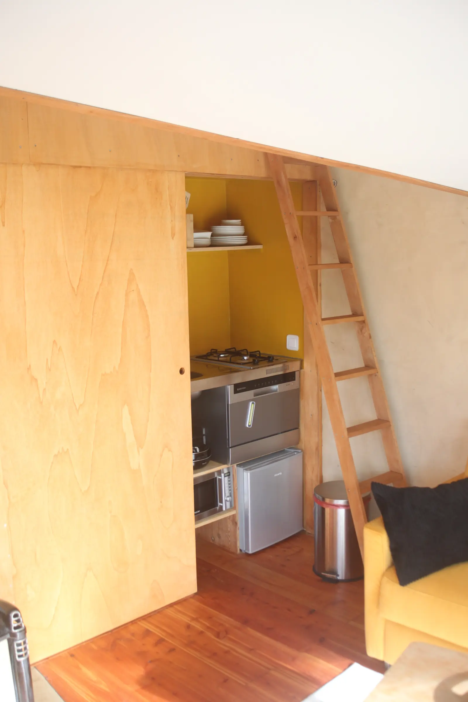 La Cabane jaune à Saint-Victurnien, photo 4